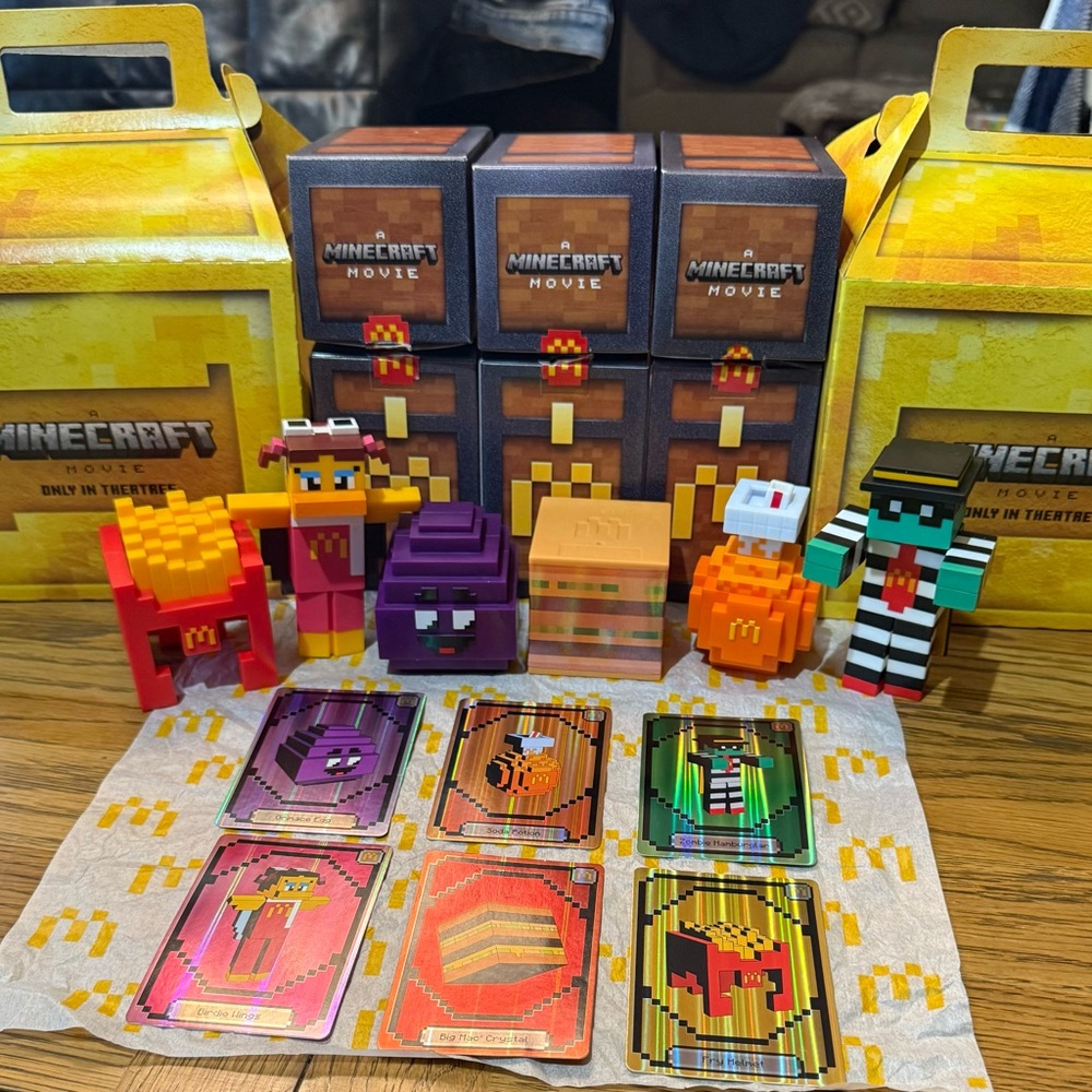 Minecraft Movie Collectible Set with Figures and Cards